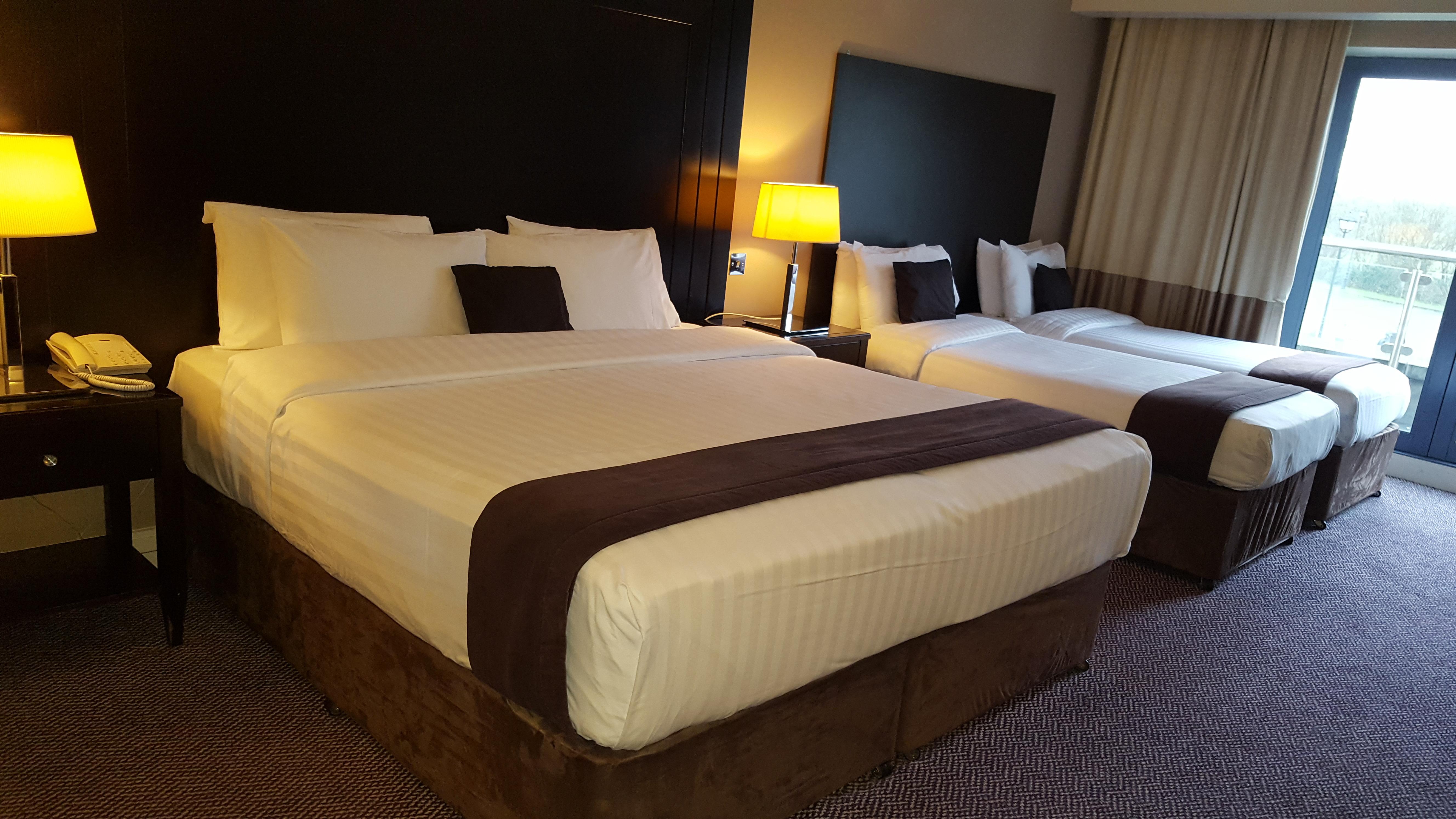Shamrock Lodge Hotel آثلون المظهر الخارجي الصورة