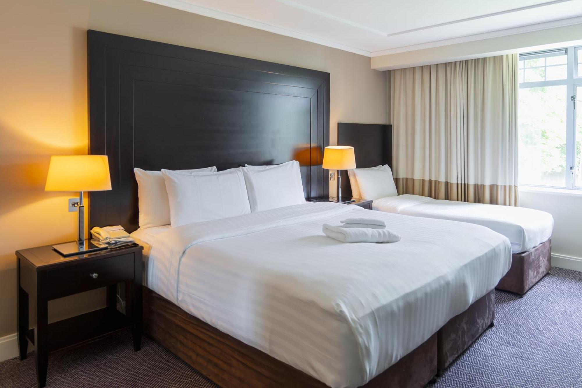 Shamrock Lodge Hotel آثلون المظهر الخارجي الصورة