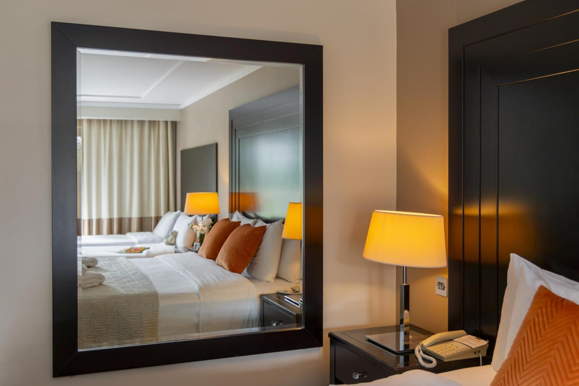 Shamrock Lodge Hotel آثلون المظهر الخارجي الصورة